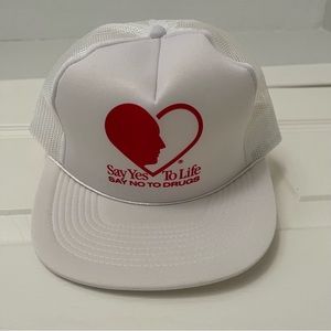 Vintage trucker hat “say no to drugs”